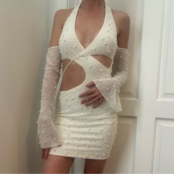 Oh Polly White Long Sleeve beaded Bodycon Dress - Picture 4 of 9